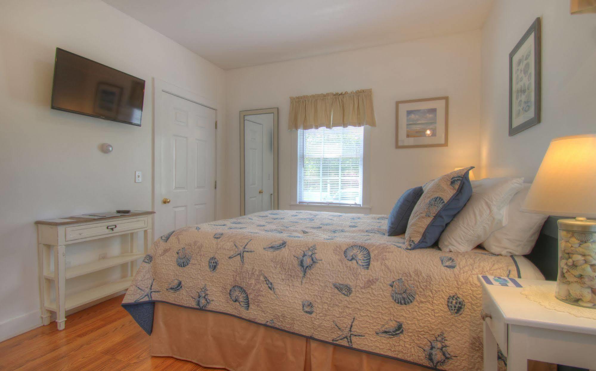 West Harwich The Tern Inn Bed & Breakfast And Cottages מראה חיצוני תמונה